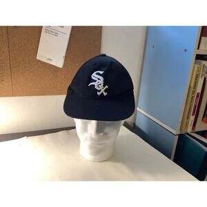 M.L.B. CHICAGO WHITE SOX Hat Cap Youth Size Strapback